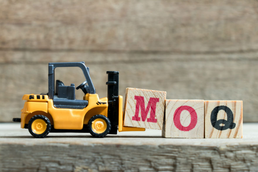 MOQ Là Gì? Chiến Thuật Đàm Phán Số Lượng Đặt Hàng Tối Thiểu Cho Start-up 1 MOQ là gì? Khái niệm số lượng đặt hàng tối thiểu trong sản xuất.